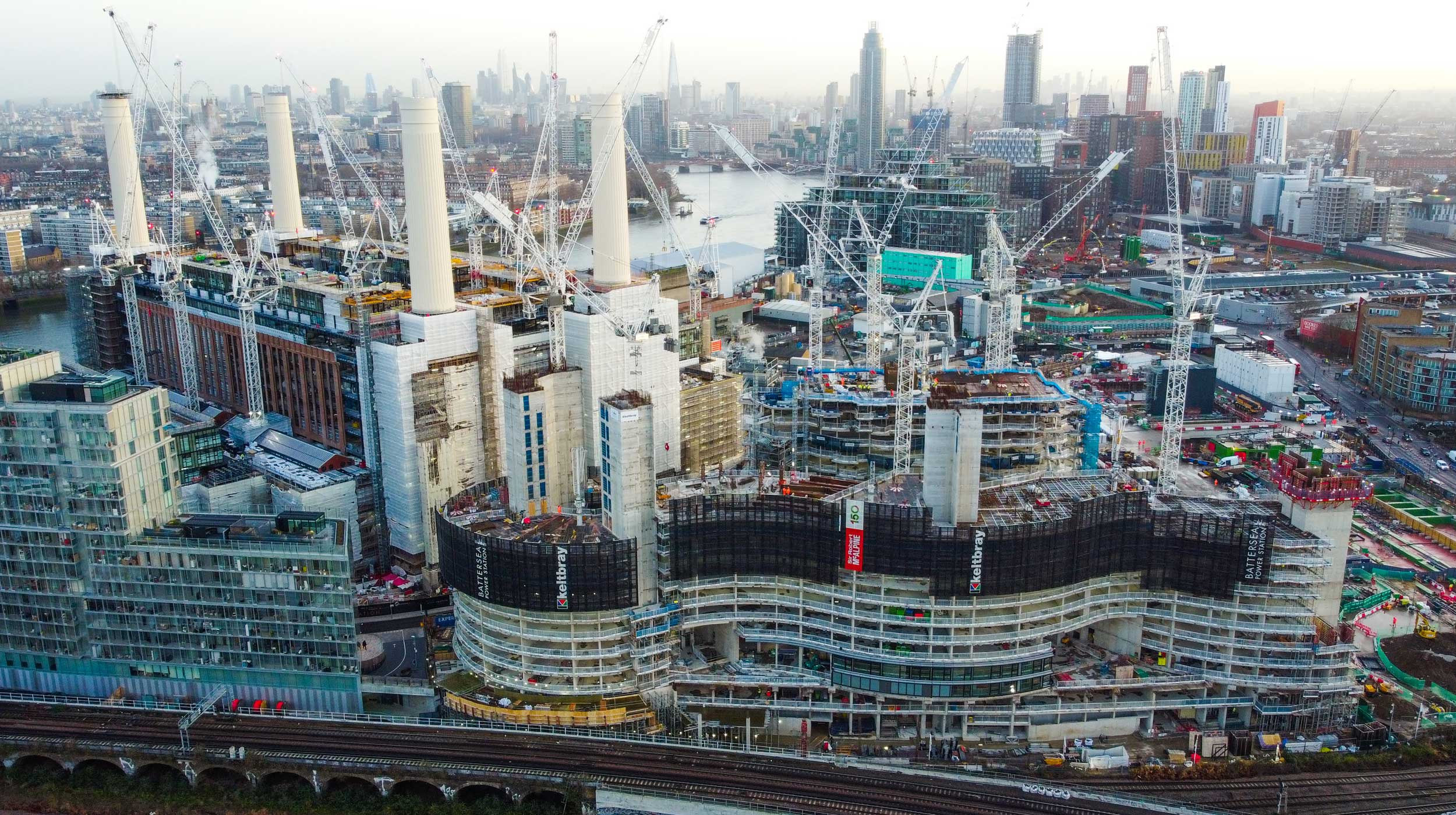 Battersea Power Station ist eines der ehrgeizigsten Projekte, die jemals im Zentrum Londons erbaut wurden.