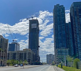 Wesley Tower, Mississauga, Kanada