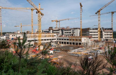 US-Militärhospital Weilerbach: Megaprojekt mit 90.000 m² erfolgreich im Rohbau umgesetzt