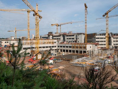 US-Militärhospital Weilerbach: Megaprojekt mit 90.000 m² erfolgreich im Rohbau umgesetzt