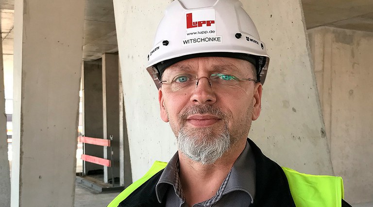 Nils Witschonke, verantwortlicher Bauleiter - Adolf Lupp GmbH + Co KG.